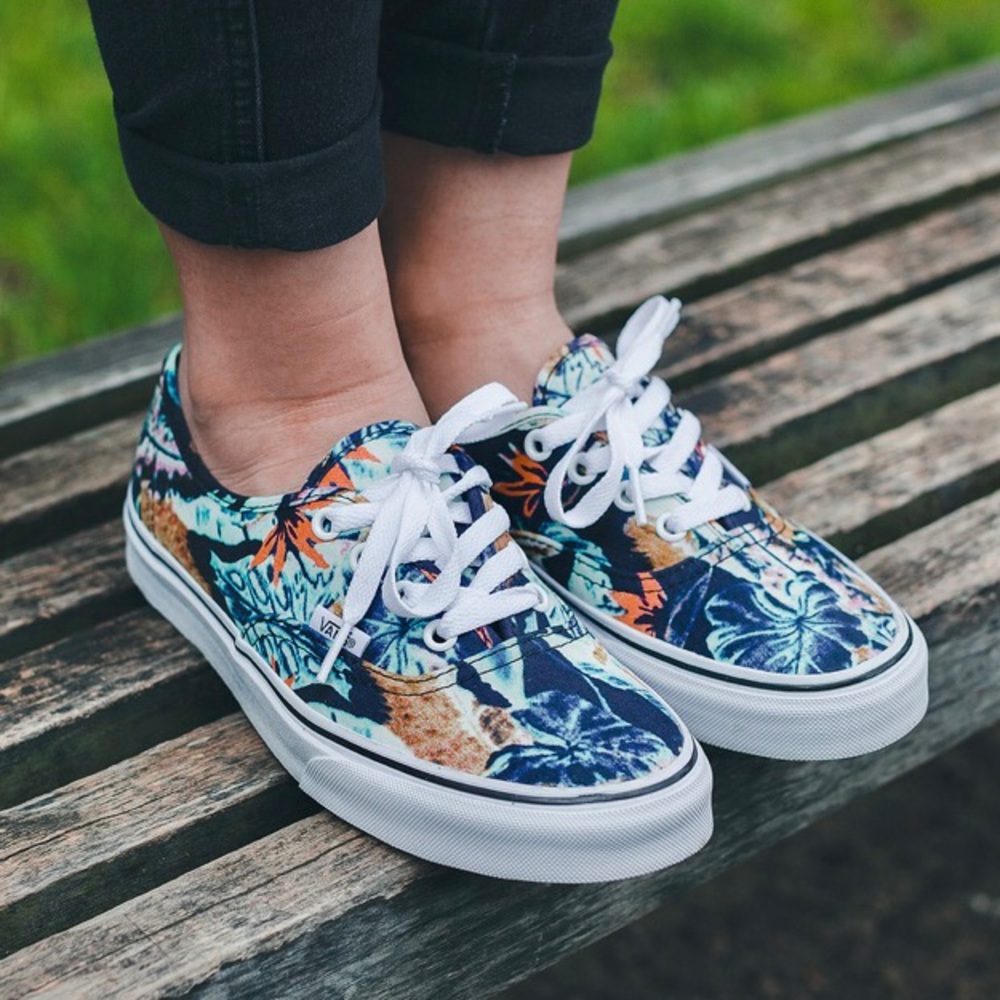 Vans Authentic Tropical Multi Sneakers | EUC